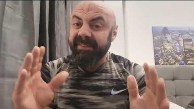 YouTube fenomeni dinsiz oldugunu acikladi. Müslümanlar adami Patrona sikayet edip isten kovulmasina neden oldu?