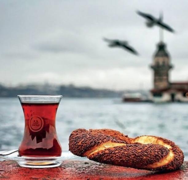 Ekürisi olmadan asla yemeye teşebbüs etmeyeceğiniz ayrılmaz ikili hangisi?