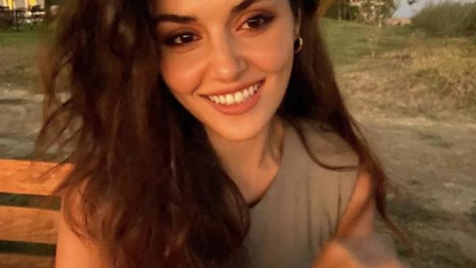 Hande Erçel mi daha güzel Gülşen Bubikoğlu mu?