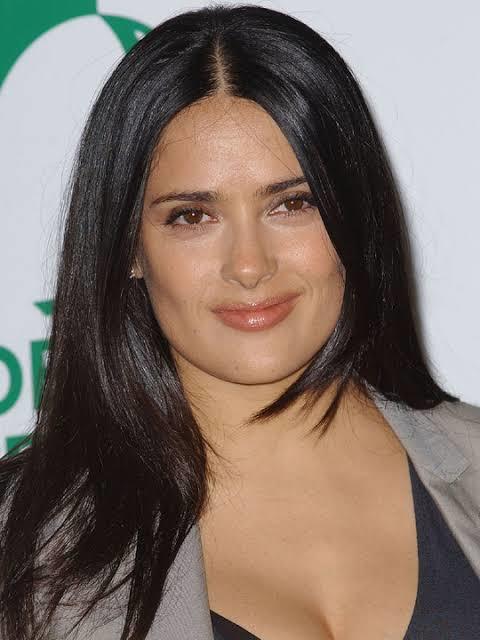 Salma Hayek güzel miii?