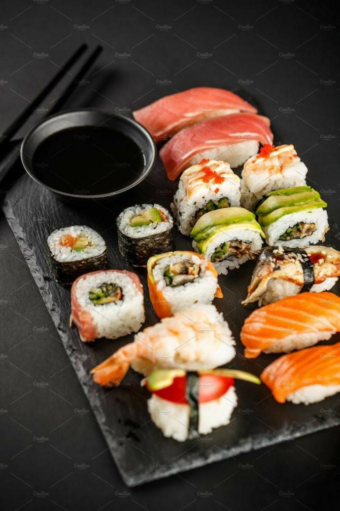 Evde sushi yapmayı deneyen var mı?