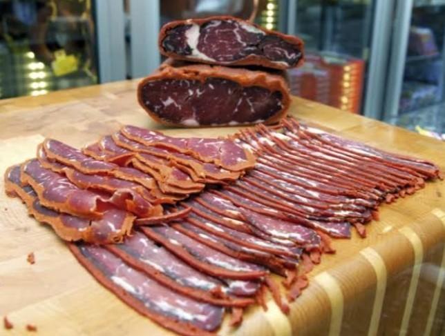Lezzet kapışması başlıyor! Kayseri pastırması mı/kastamonu pastırması mı senin için daha lezzetli🥓?