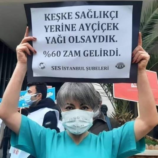 Sağlıkçı kardeşimizin protestosu hakkında sen ne düşünüyorsun?