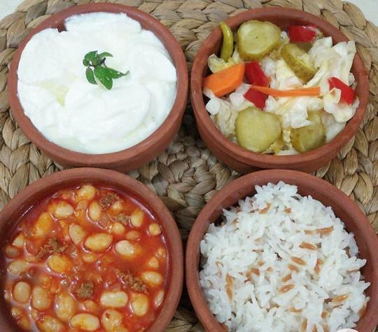 Dünyanın en iyi geleneksel yemeği İtalyanların margherita pizzası seçildi! Sizce en iyi yemek hangisi?
