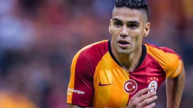 Radamel Falcao mu daha iyi forvet Diego Costa mı?