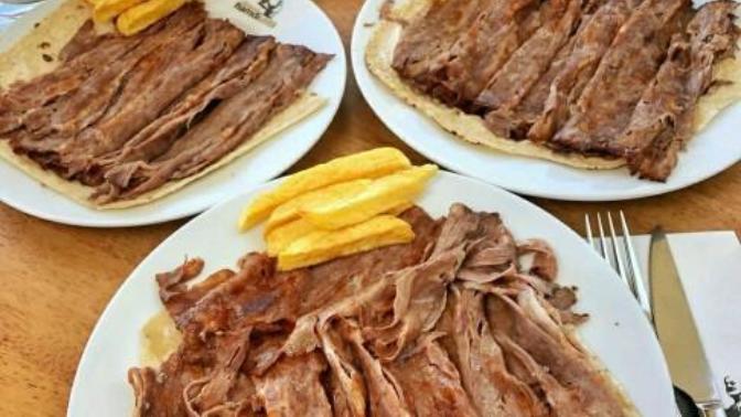 Et Döner seven  var mı?