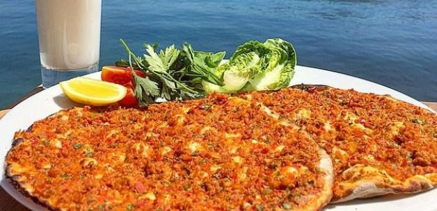Lahmacunun yanında en çok hangi içeceği seviyorsunuz?