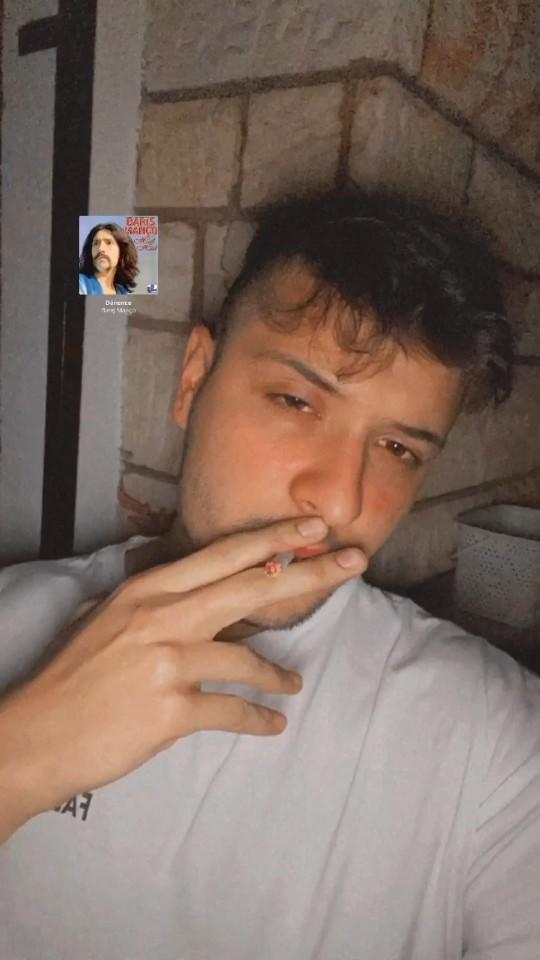 Şu an dinlediğiniz şarkı ne?