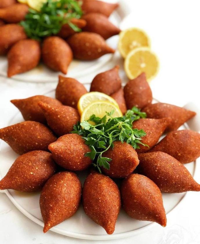 En sevdiğiniz yemeği adını söylemeden anlatabilir misiniz?