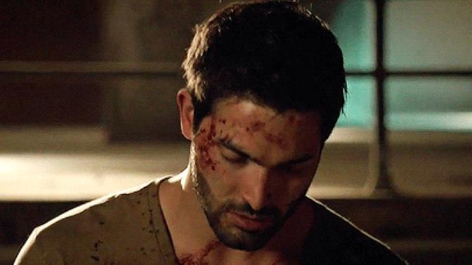 Tyler Hoechlin çok yakışıklı değil mi?