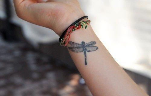 Piercing ve dövmeler hakkında ne düşünüyorsunuz?