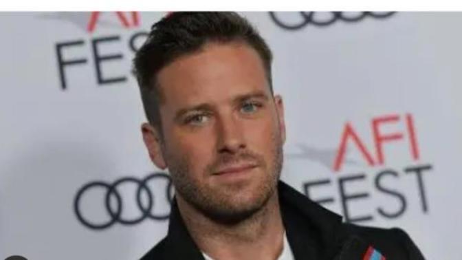 Armie Hammer'ın eski kız arkadaşının kaburgalarını kırıp yemek i̇stediği i̇ddiası gündemde! Ne düşünüyorsunuz?