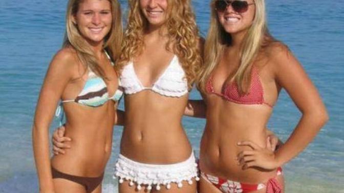 Denizde havuzda bikini giyen kadınlar, neden başka bir yerde iç çamaşırları görününce panikler veya utanır?