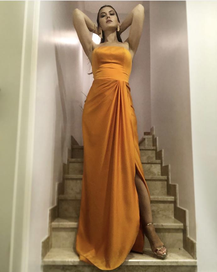 Neslihan atagülün fiziği mi daha güzel Fahriye Evcenin mi?