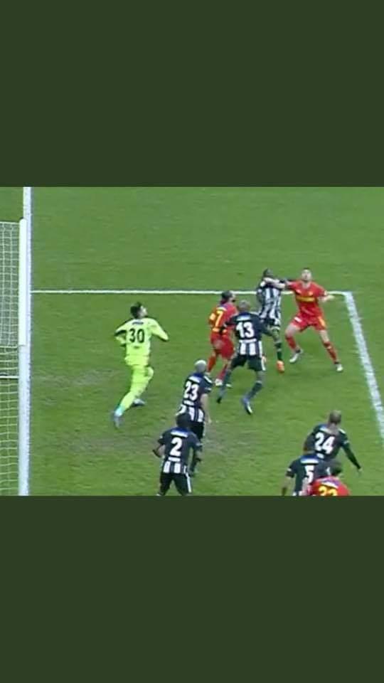 Beşiktaş 2 Göztepe 1, ve lider oynadığı futbolla hem gözümüzün pasını sildi hemde galip geldi! Maçı nasıl buldunuz?