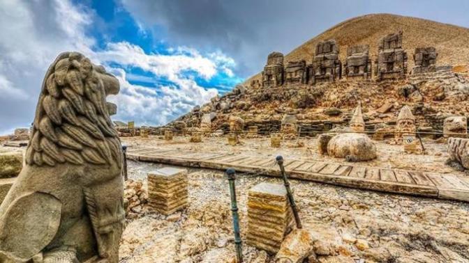 Gezilerde tarihi mekanları dolaşmadan önce hakkında araştırma yapılmalı mı?