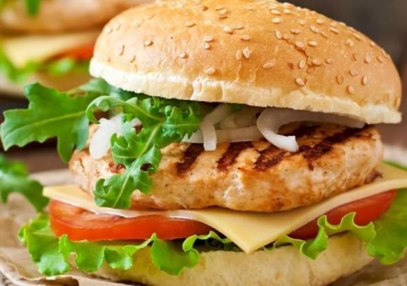 Hamburger senin için etli mi olmalı tavuklu mu🍔?