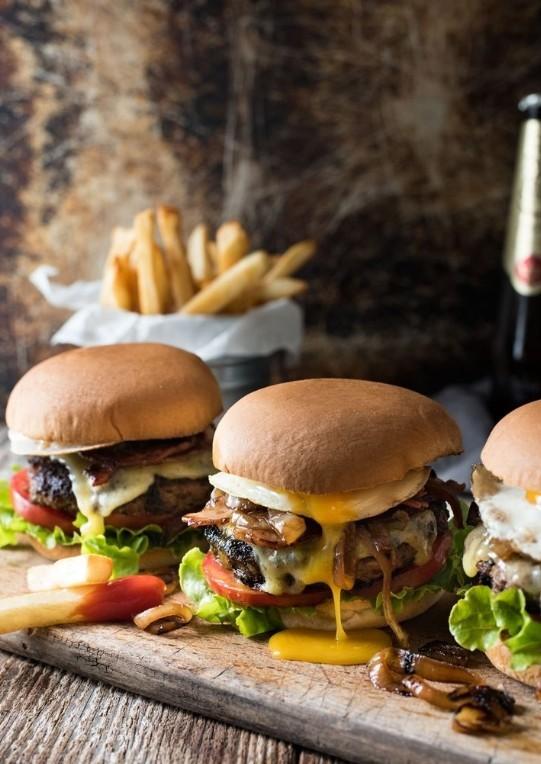Hamburger senin için etli mi olmalı tavuklu mu🍔?