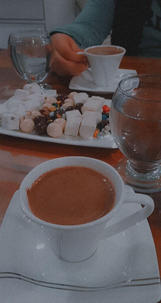 Kahve dediğin köpüklü mü olur, köpüksüz mü?