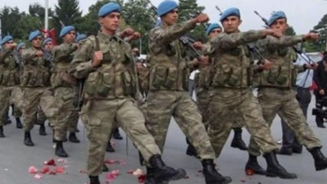 Sözleşmeli erler hakkında bilgi sahibi olan  var mı?