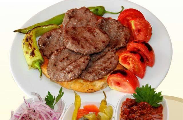 Sivas köfte mi İzmir köfte mi?