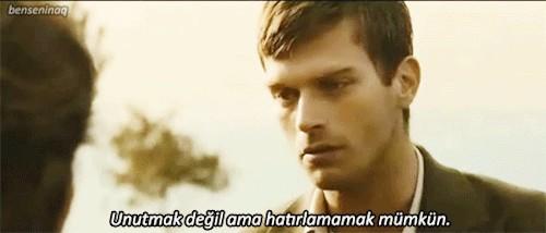 Unutmak isteyip de unutamadığınız birisi var mı?