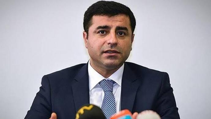 Yarın Cumhurbaşkanlığı seçimi olsa oyunuzu kime verirsiniz ?
