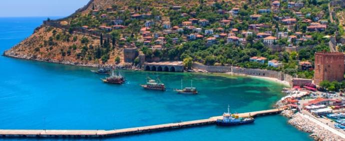 Tarafını seç! Yazın tatil için Muğla mı, Antalya mı?