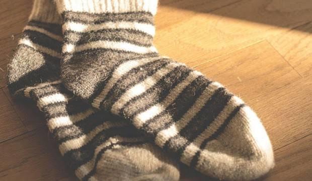 Köyde iş yaptıktan sonra kirlenen çorapları çamaşır makineleri neden tamamen temizleyemiyor?