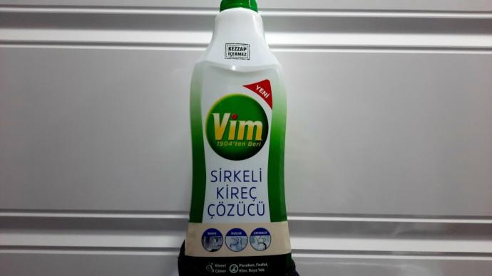 Duşakabin camları neyle temizlenir?