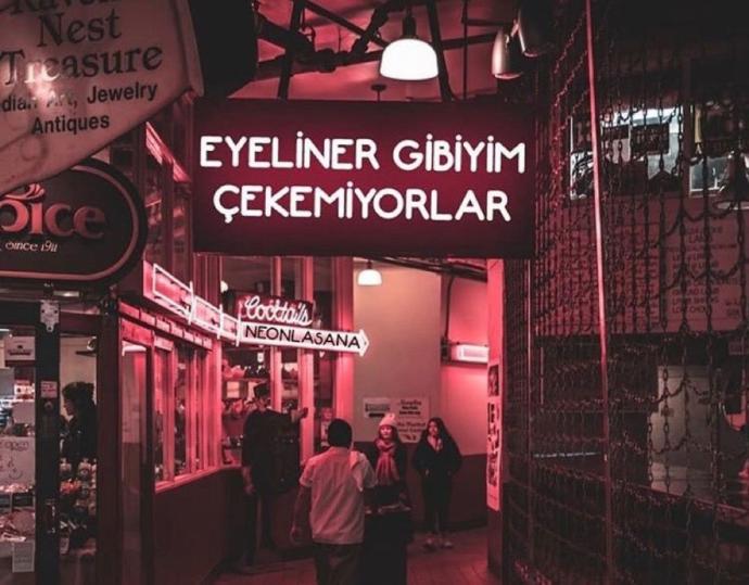 Sen bir kozmetik ürünü olsaydın hangisi olurdun😅?