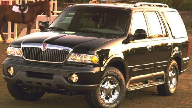 98 - 99 model Lincoln Navigatör alınır mı?