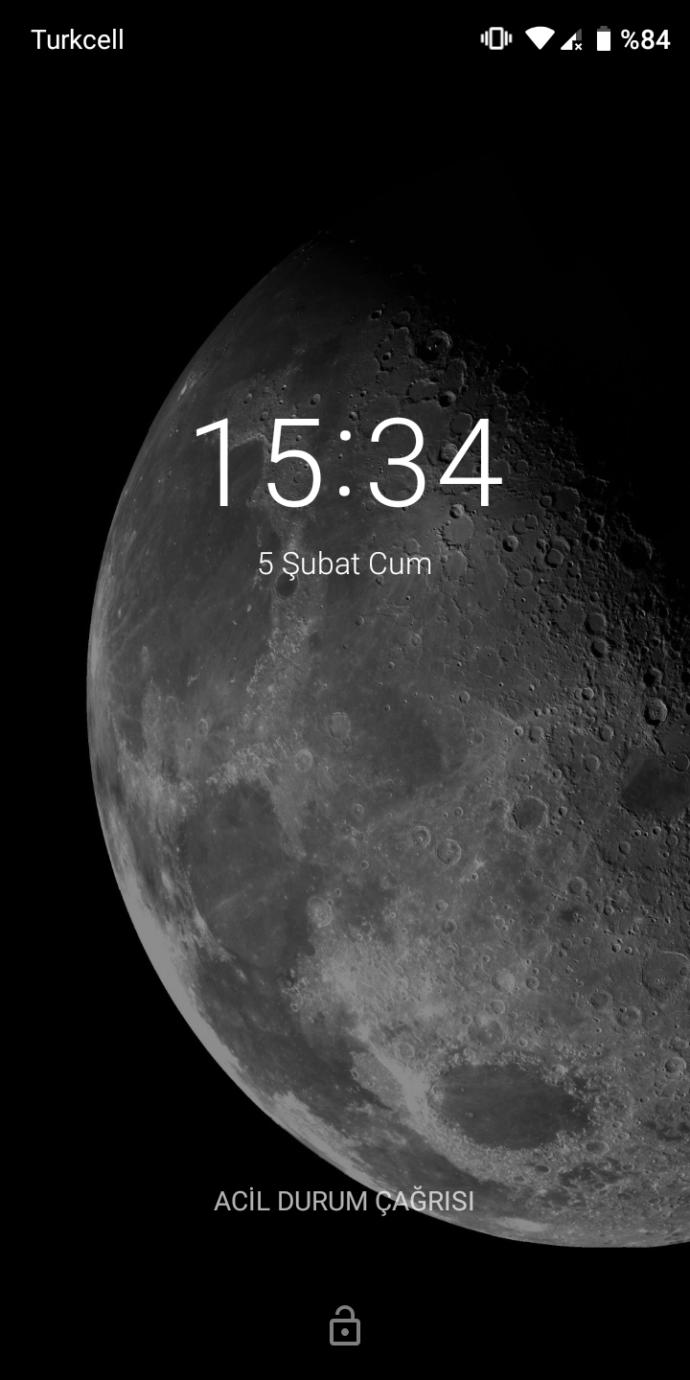 Telefonunuzun ekranında nasıl bir duvar kağıdı var?