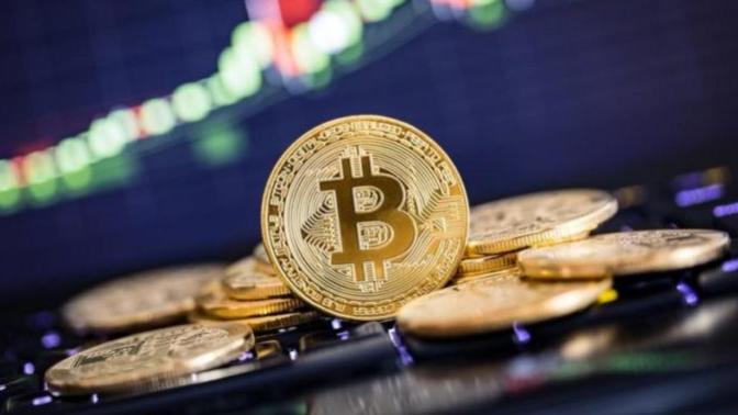 Bi'Bilen Ömer Şengüler cevapladı! Sizin Bitcoin konusunda tavsiyeniz nedir?