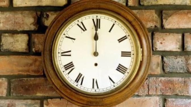 00.00 Saat Anlamı Nedir? Bilen Var mı? Herkes Farklı Bir Şey Söylüyor?