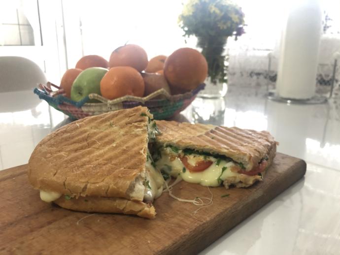 Benden daha iyi tost yapabilen var mı? Varsa hesabını silsin😡?