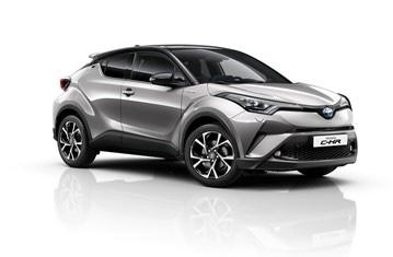 Toyota chr kullanan var mı?