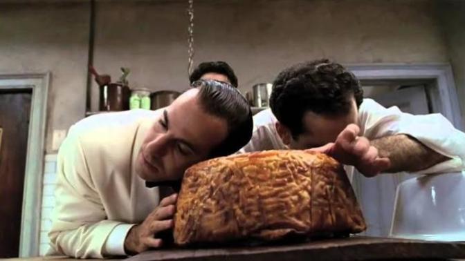 Şu yemeği yiyeceğime gururumla aç kalırım diyebileceğin bir yemek var mı?