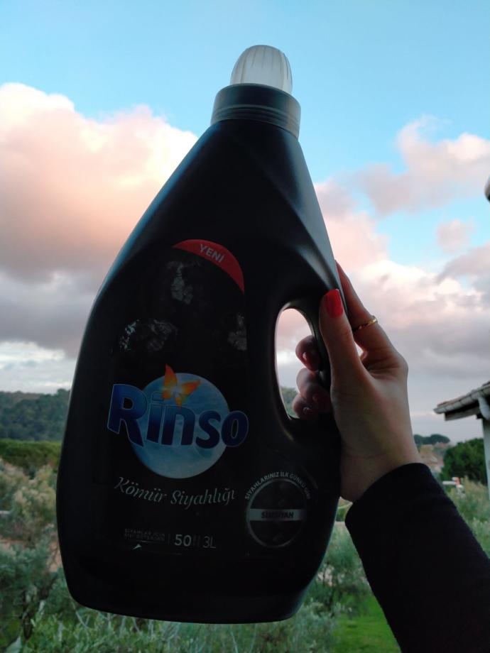 Rinso Kömür Siyahlığı Deterjan
