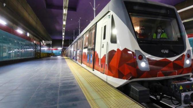 Metroda görüp beğendiğiniz kişiye hemen açılabilir misiniz?