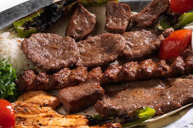 Et Döner mi & Tavuk Döner mi?