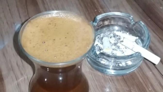 Türk Kahvesini Fincanda mı Çay Bardağında mı içersiniz?