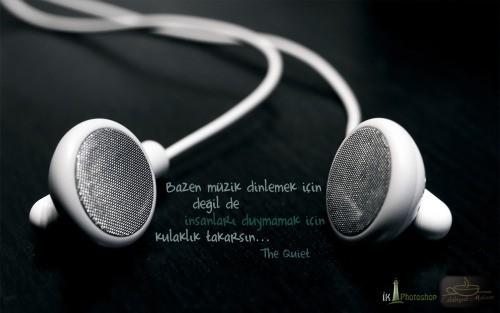 Her şeyden biraz uzaklaşmak istediğinde ne tür müzikler dinlersin?