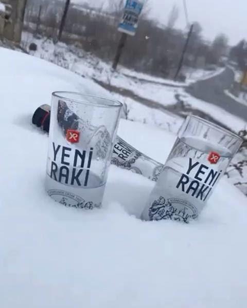 Kar yağınca insan sıcak bir evde bir şeyler izleyesi geliyor siz nasıl şeyler yapmak istiyorsunuz?