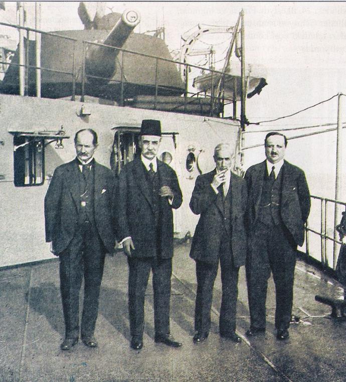 Yunanlı tarihçi Thomas A. Vadis'in Atatürk hakkındaki görüşleri hakkında neler düşünüyorsunuz?