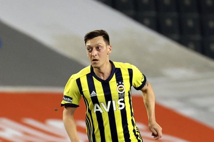 Sizce Hangi takımın transferi daha başarılı olacak?