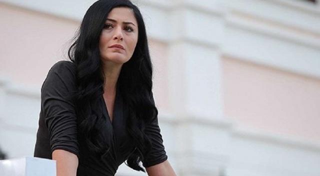 Deniz Çakır, dizi çekiminde rol arkadaşlarının karavanına el koydu. Oyuncu olsanız kapris seviyeniz ne olurdu?
