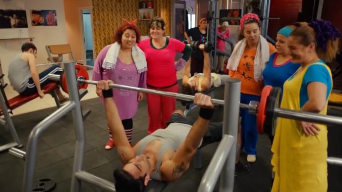 Sporda hareketleri yanlış yapan birini gördüğünüzde doğrusunu gösterir misiniz?