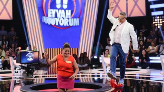 Eyvah Düşüyorum'da, aşağıda ne var?