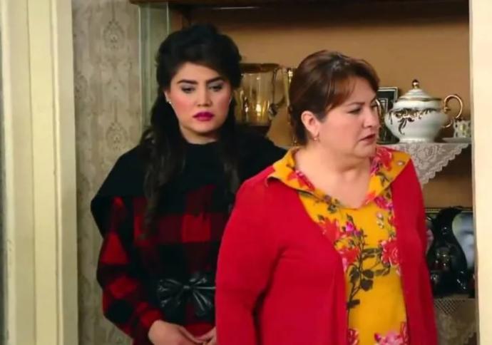 Özlem Balcı, Netflixten gelen teklifi sevişme sahnelerinden dolayı reddetti. Oyuncu her role girebilmeli mi?